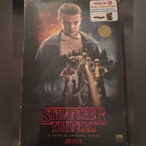 Stranger Things 4 disc blu-ray/dvd set with collectible poster *NEW*